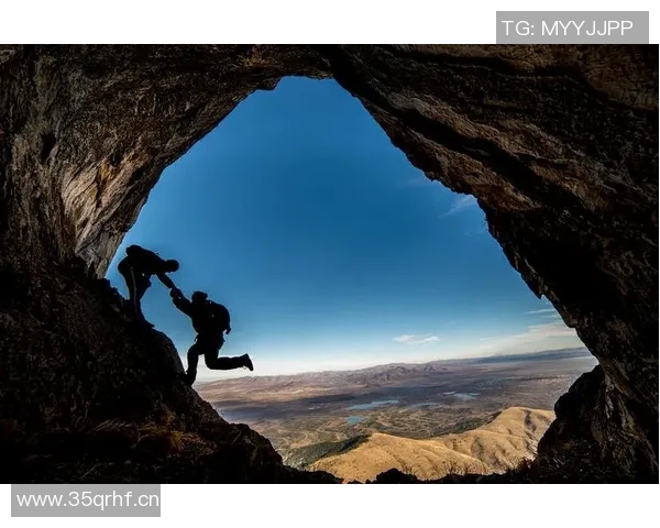 武汉攀岩队在极限运动会中以51分稳居积分榜首位